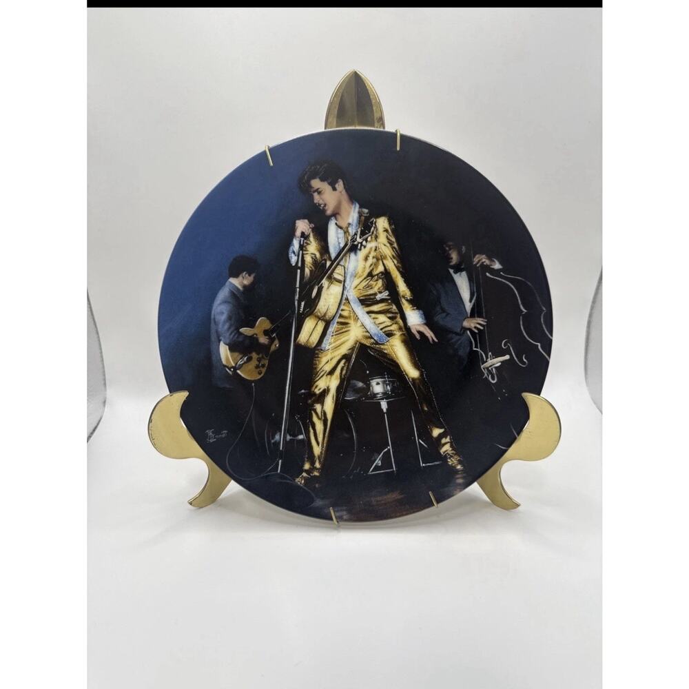 Elvis Presley Delphi Plate “Looking at a Legend” The Memphis Flash 1989 1658D!
